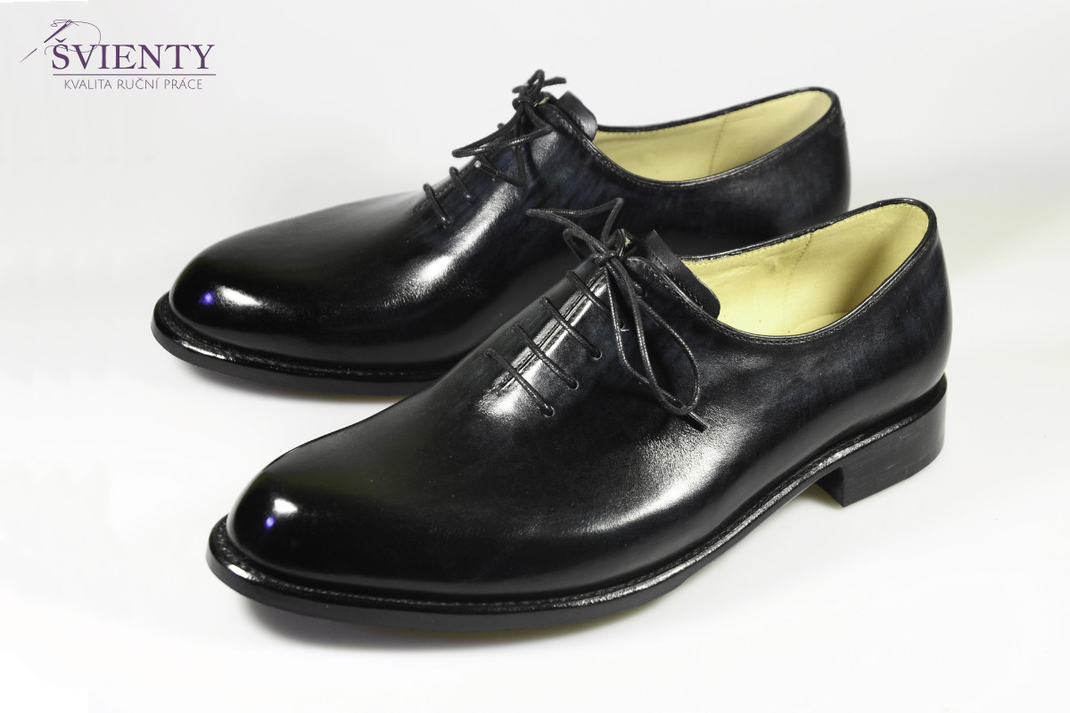 Ručně šité rámové boty Oxford Wholecut černé