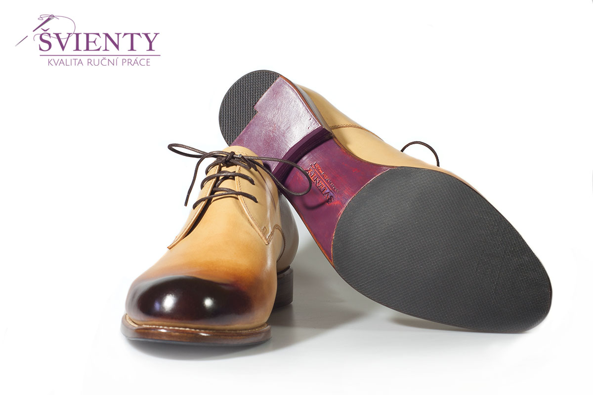 Ručně šité boty do rámu - Derby se zatmavenou špičkou