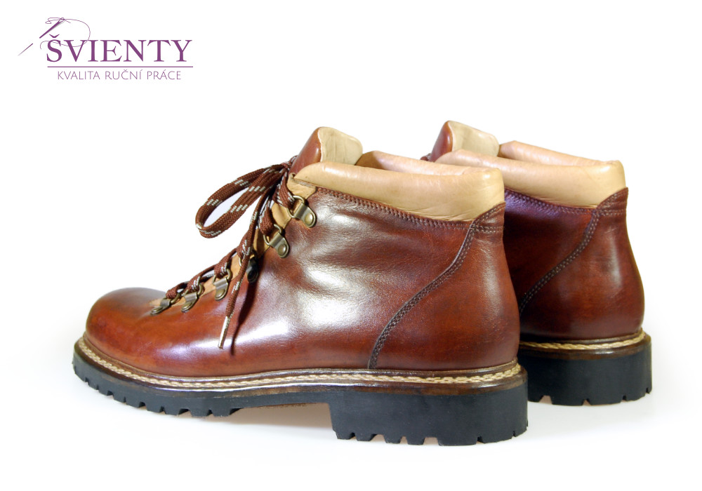 Ručně šité pohorky Pioneerky - boty pro průzkumníky